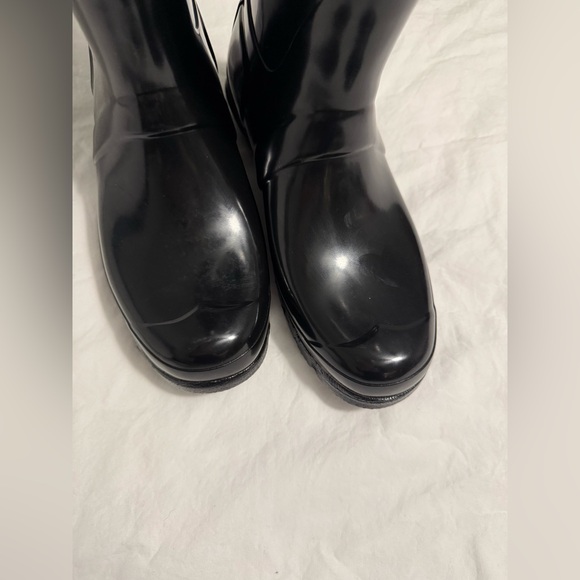 NWOT Black Hunter Tall Rain Boots, Size 9 - Picture 3 of 16